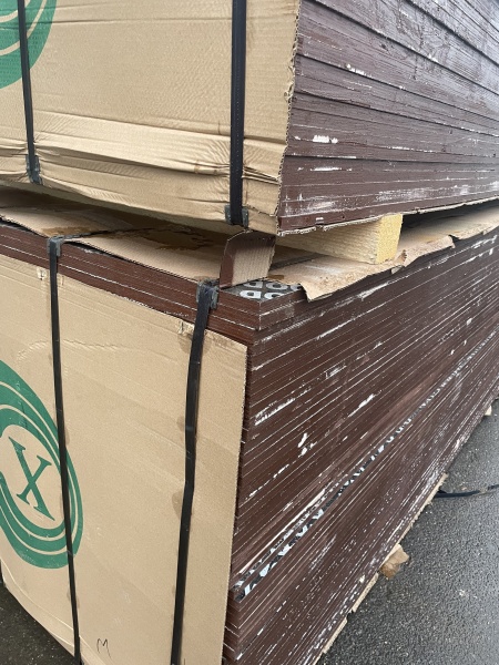 Фанера ламинированная 18 мм 1220х2440 Эконом