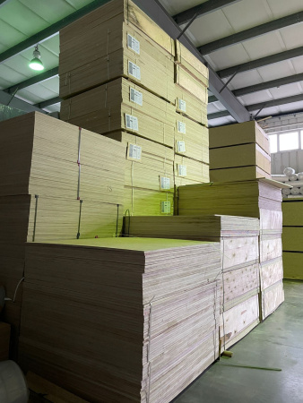 Фанера ФК 15 мм 1525х1525 сорт 4/4