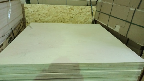 Фанера ФК шлифованная 4 мм 1525х1525 сорт 3/4 цена за лист