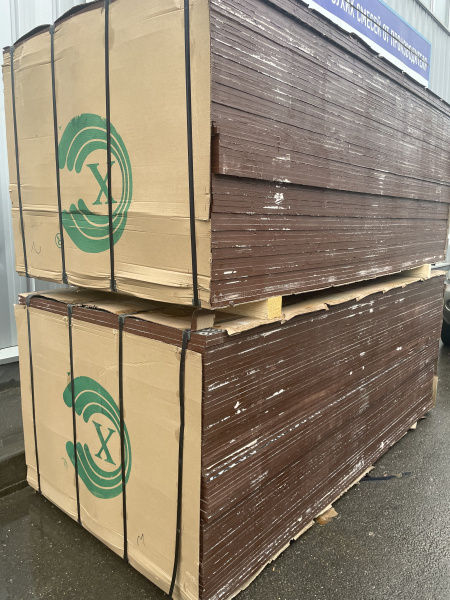 Фанера ламинированная 18 мм 1220х2440 Эконом